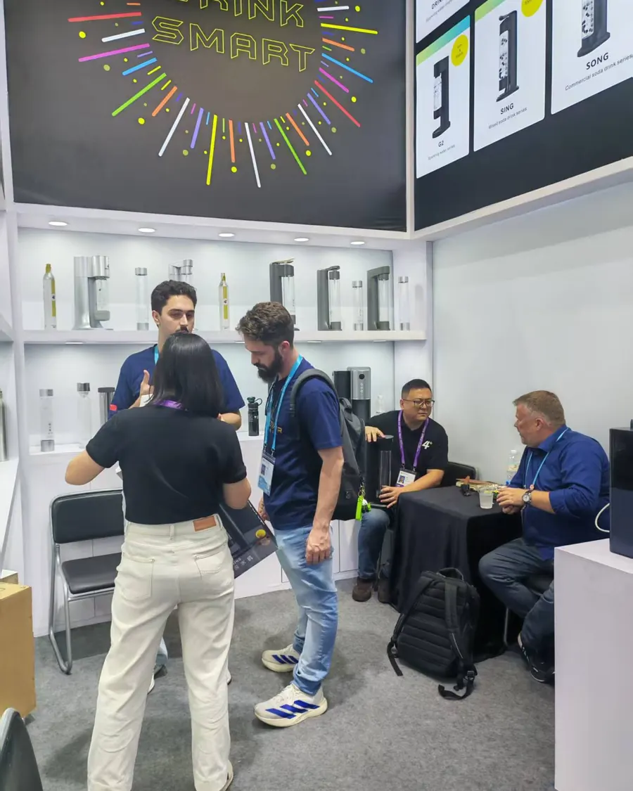 The 4° booth from the aisle